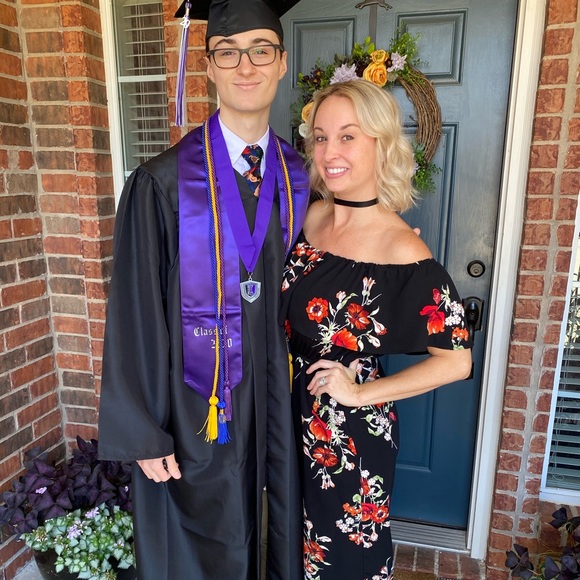 🌿🌸 Meet Your Seller 🌸🌿 - Picture 3 of 14